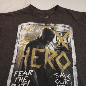 DC Batman VS Superman Casual Graphic Short Sleeve T-Shirt Youth Boys Size M Gray